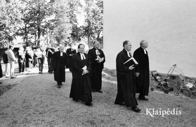 pavadinimas: Apeigos Katyčių bažnyčioje, raktai: Katyčių bažnyčia