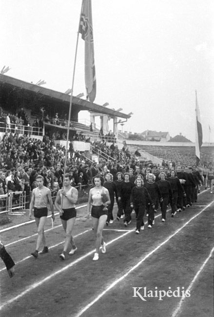pavadinimas: Resp. l. atl. pirmenybės Vilniuje 1954 06 27, raktai: lengvoji atletika pirmenybės