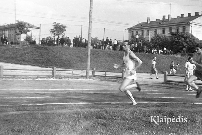 pavadinimas: Resp. l. atl. pirm. bėgikai. 1954, raktai: lengvoji atletika bėgimas