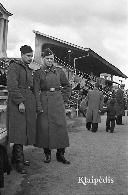 pavadinimas: Resp. l. atletikos pirmenybėse 1955 m., raktai: kareiviai stadionas