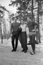 pavadinimas:   Žiemos kroso Girulių plente dalyviai 1956 m., raktai:  krosas